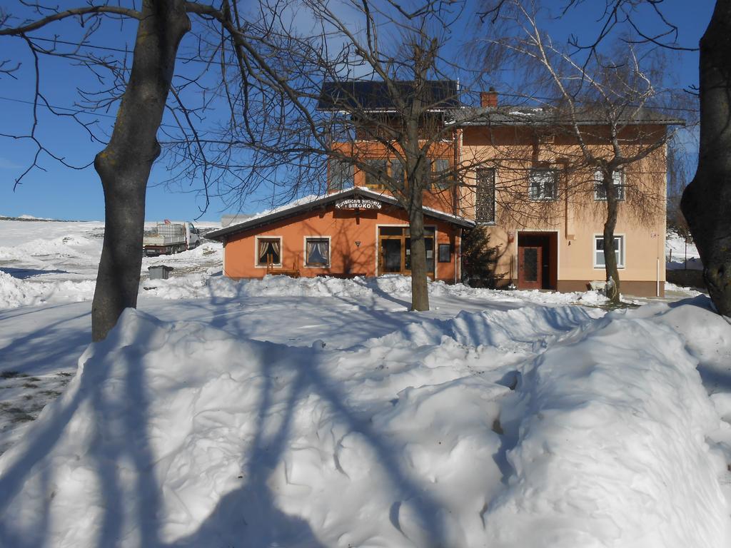 Turisticna Kmetija Siroko Vila Tolmin Quarto foto